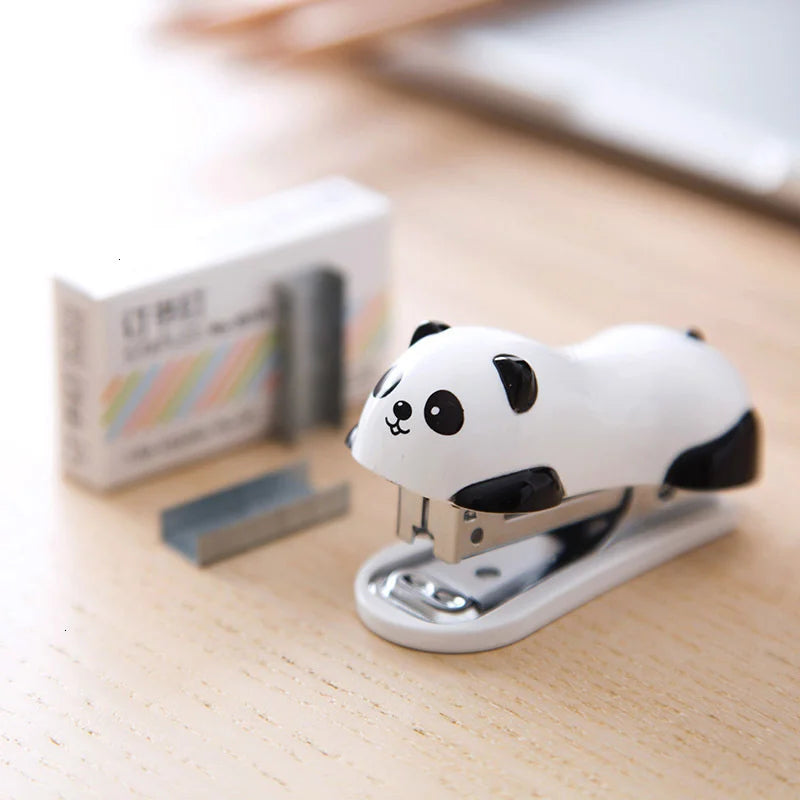 A set of fashionable stapler for panda stapler, with 10 mm steel clips, office supplies, school uniform supplies