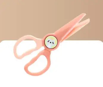 Students and children cut DIY handmade scissors carrot cartoon lace scissors do not hurt hands plastic scissors.